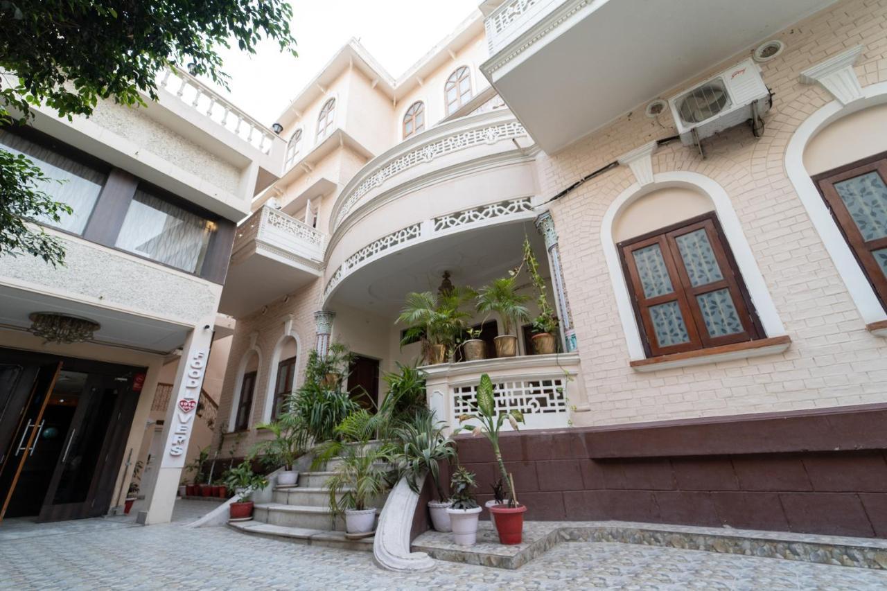 فاراناسي Shree Ganesha Palace Near Kashi Vishwanath Temple المظهر الخارجي الصورة