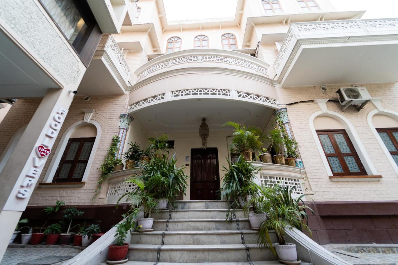 فاراناسي Shree Ganesha Palace Near Kashi Vishwanath Temple المظهر الخارجي الصورة